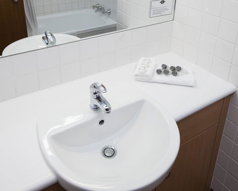 Banjo Paterson Inn - Sunshine Coast Tourism 21