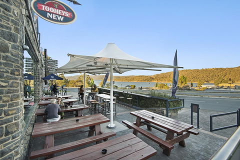 Banjo Paterson Inn - Sunshine Coast Tourism 7