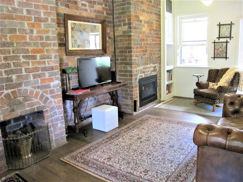 Apple Tree Cottage - Sunshine Coast Tourism 17