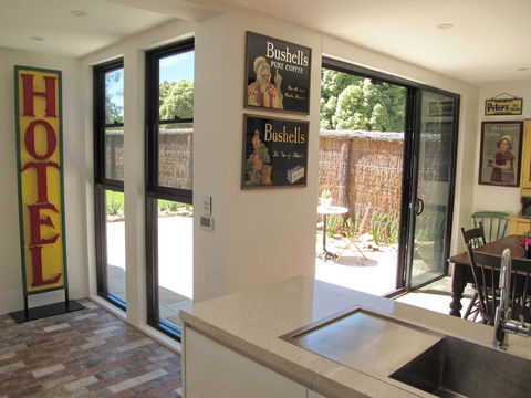 Apple Tree Cottage - Sunshine Coast Tourism 6