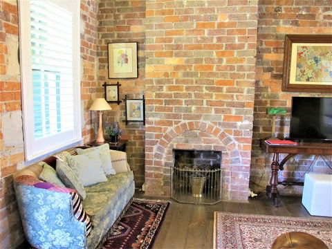 Apple Tree Cottage - Sunshine Coast Tourism 14
