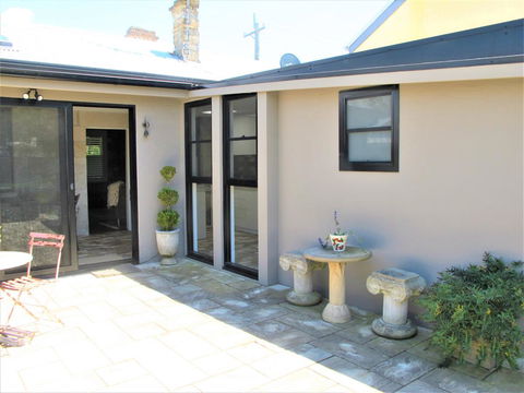 Apple Tree Cottage - Sunshine Coast Tourism 30