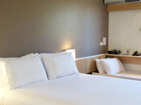 Ibis Thornleigh - Sunshine Coast Tourism 21