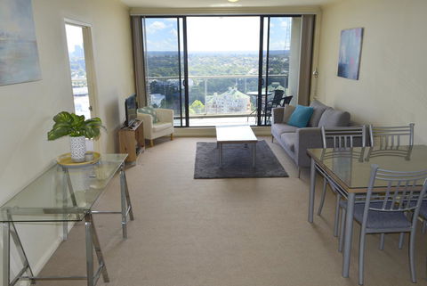 ACLiving Serviced Apartments - Holiday Sunshine Coast 5