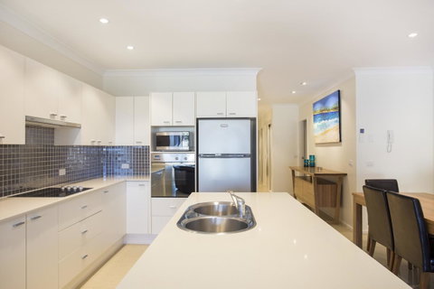 Beachfront 2 - Sunshine Coast Tourism 10