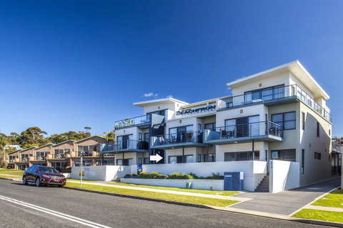 Beachfront 2 - Sunshine Coast Tourism 4