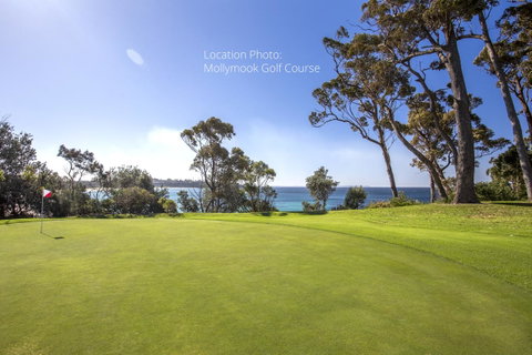 Beachfront 2 - Sunshine Coast Tourism 21