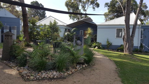 Huskisson Holiday Motel Cabins - Sunshine Coast Tourism 33