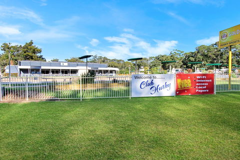 Huskisson Holiday Motel Cabins - Sunshine Coast Tourism 12