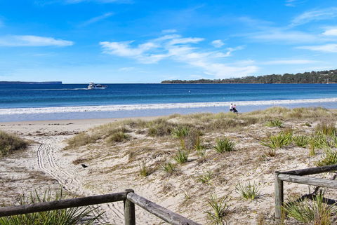 Huskisson Holiday Motel Cabins - Sunshine Coast Tourism 15