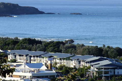 Pacific Marina Apartments - Sunshine Coast Tourism 8