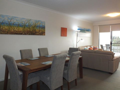 Pacific Marina Apartments - Sunshine Coast Tourism 22