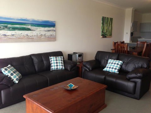 Pacific Marina Apartments - Sunshine Coast Tourism 6