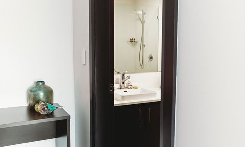 Coniston Hotel Wollongong - Holiday Sunshine Coast 15