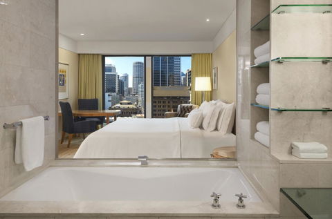 The Fullerton Hotel Sydney - Sunshine Coast Tourism 22