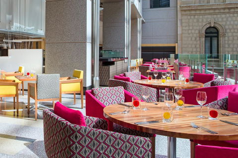 The Fullerton Hotel Sydney - Sunshine Coast Tourism 14