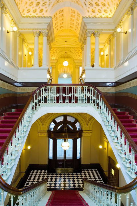 The Fullerton Hotel Sydney - Sunshine Coast Tourism 13