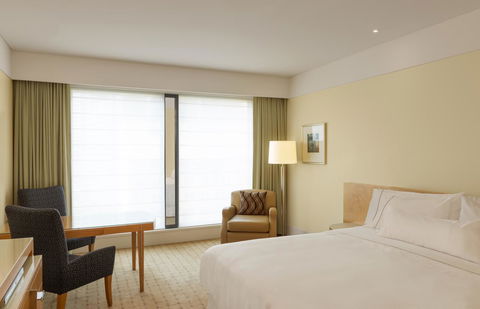 The Fullerton Hotel Sydney - Sunshine Coast Tourism 10