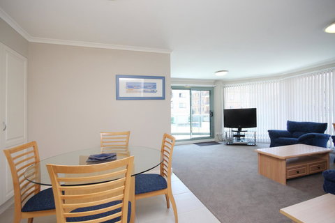 Sails Apartments - Sunshine Coast Tourism 22