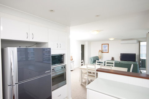 Sails Apartments - Sunshine Coast Tourism 17