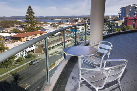 Sails Apartments - Sunshine Coast Tourism 9