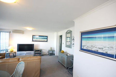 Sails Apartments - Sunshine Coast Tourism 23