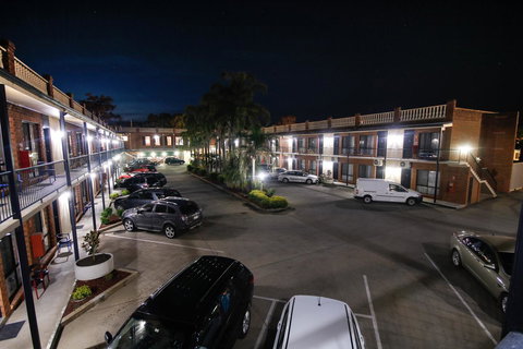 Albury Paddlesteamer Motel - Holiday Sunshine Coast 10