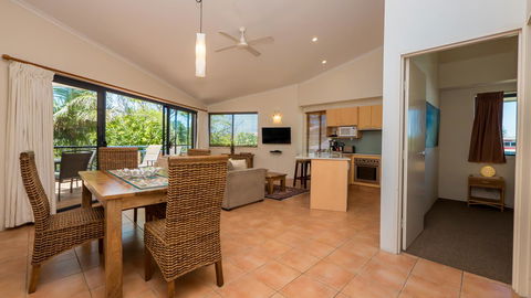 Byron Quarter Apartments - Sunshine Coast Tourism 43