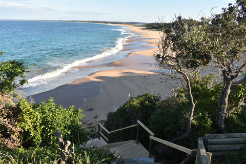 Neptune I Absolute Beachfront I Stunning Views - Sunshine Coast Tourism 37