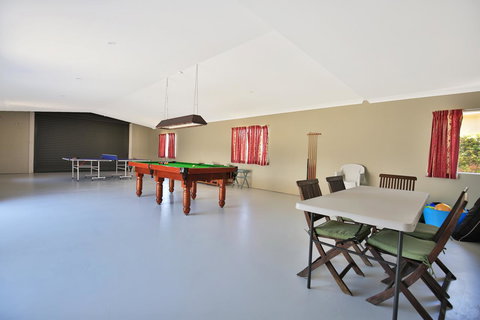 Neptune I Absolute Beachfront I Stunning Views - Sunshine Coast Tourism 22