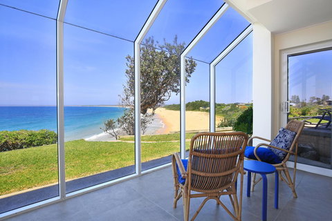 Neptune I Absolute Beachfront I Stunning Views - Sunshine Coast Tourism 4