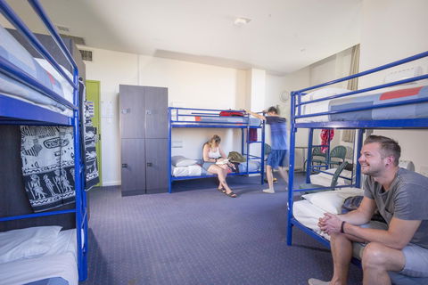YHA Sydney Central - Sunshine Coast Tourism 12