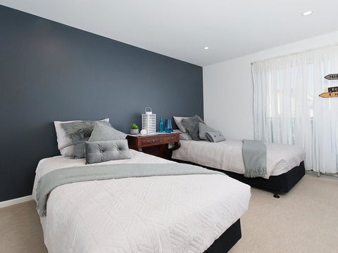 Blue View @ Fingal Bay - Sunshine Coast Tourism 26