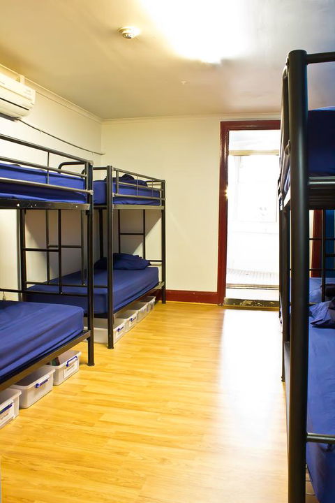 Mad Monkey Kings Cross - Holiday Sunshine Coast 22