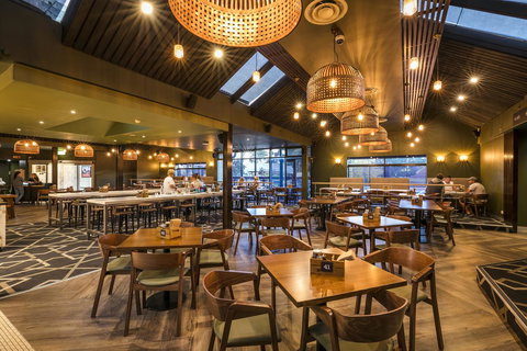 Nightcap At Caringbah Hotel - Holiday Sunshine Coast 6