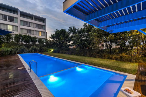 Oaks Nelson Bay Lure Suites - Holiday Sunshine Coast 11