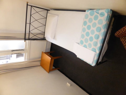 Maze Backpackers - Sydney - Sunshine Coast Tourism 33