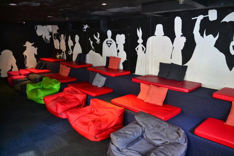 Maze Backpackers - Sydney - Sunshine Coast Tourism 4