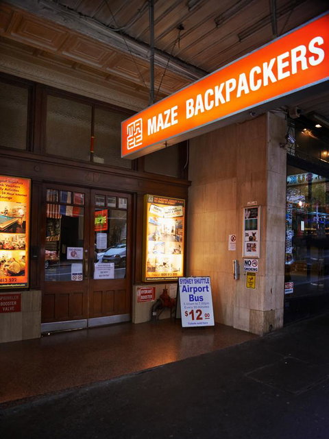 Maze Backpackers - Sydney - Sunshine Coast Tourism 41
