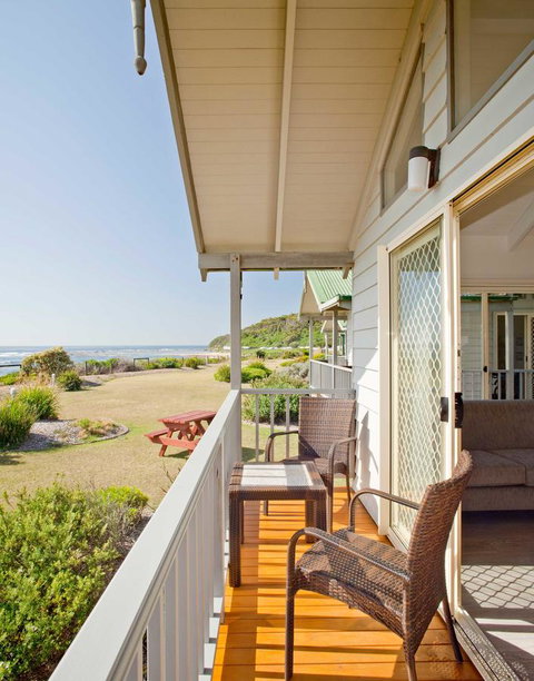 Blue Lagoon Beach Resort - Sunshine Coast Tourism 30