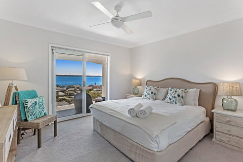 Phuza Maningi 17 Myan Close - Sunshine Coast Tourism 12