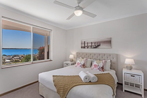 Phuza Maningi 17 Myan Close - Sunshine Coast Tourism 14
