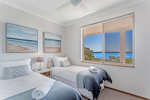 Phuza Maningi 17 Myan Close - Sunshine Coast Tourism 18