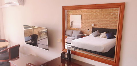 Marina Resort - Sunshine Coast Tourism 12