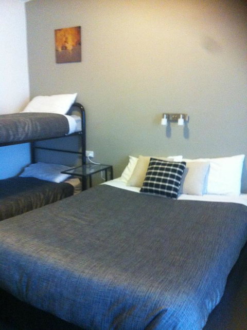 Altair Motel - Holiday Sunshine Coast 2