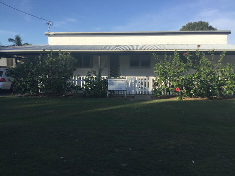 Hat Head Beach Cottage 1 - Holiday Sunshine Coast 21