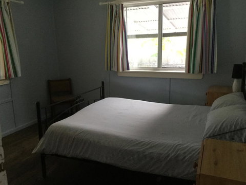 Hat Head Beach Cottage 1 - Holiday Sunshine Coast 31