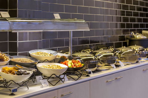 Travelodge Hotel Sydney Airport - Sunshine Coast Tourism 6