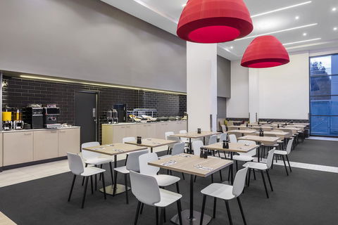 Travelodge Hotel Sydney Airport - Sunshine Coast Tourism 28