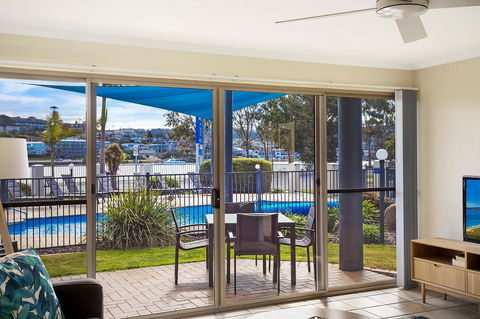 Sails Luxury Apartments Merimbula - Sunshine Coast Tourism 15